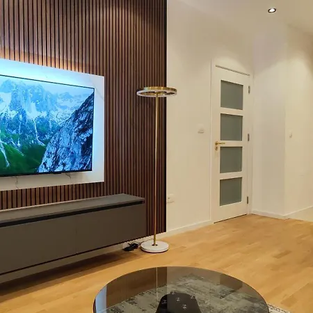Living With Style - Elegant One-bedroom Lägenhet Podgorica