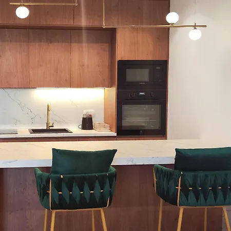 Apartment Living With Style - Elegant One-bedroom